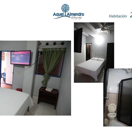 Hospedaje Aquel Almendro Santa Fe de Antioquia Bagian luar foto