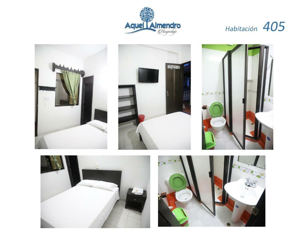 Hospedaje Aquel Almendro Santa Fe de Antioquia Bagian luar foto